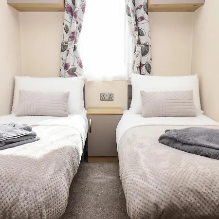 Marigold * Saltburn-by-the-Sea